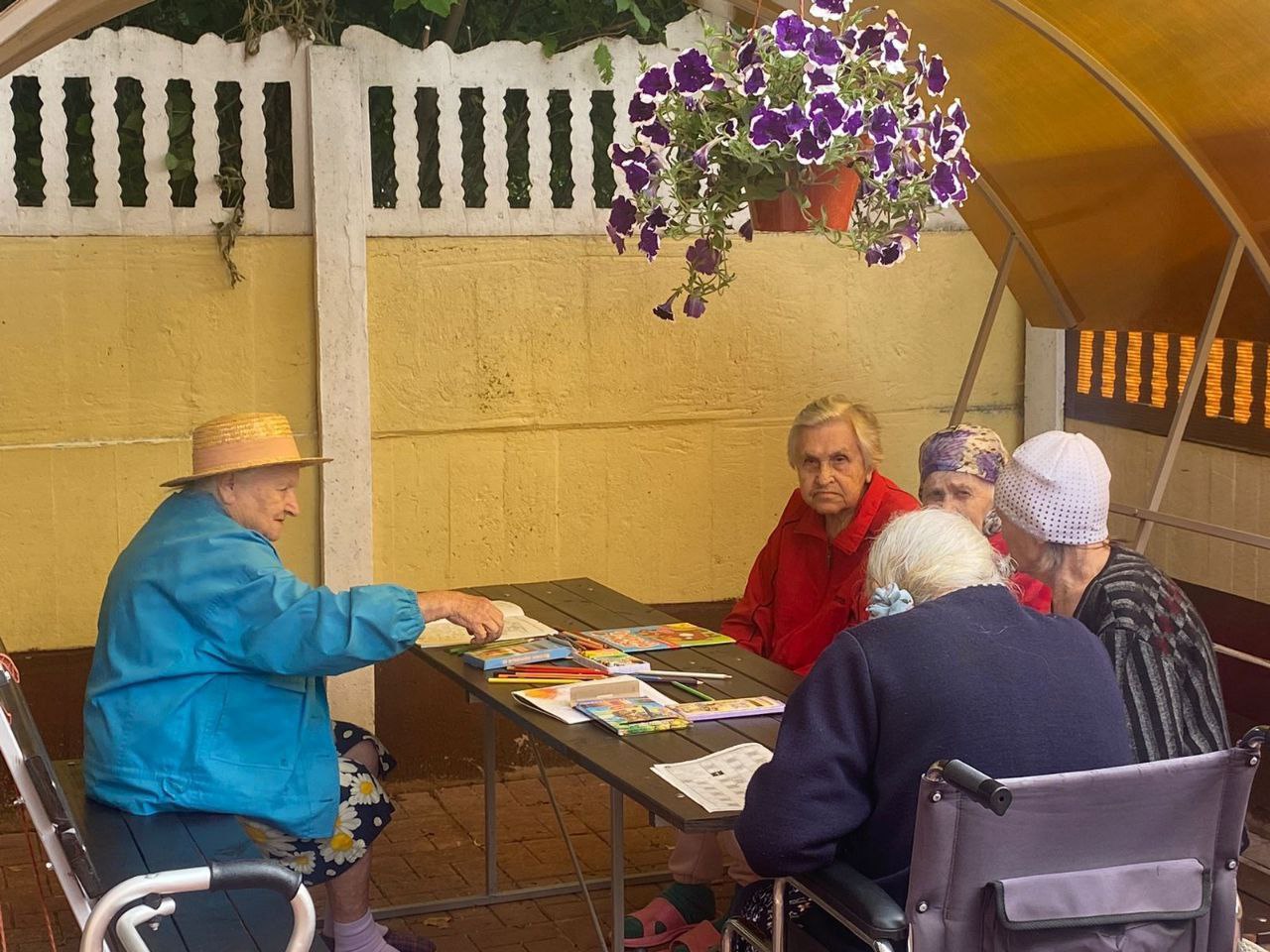 Дом-пансионат для пожилых после 80 лет "Гармония"